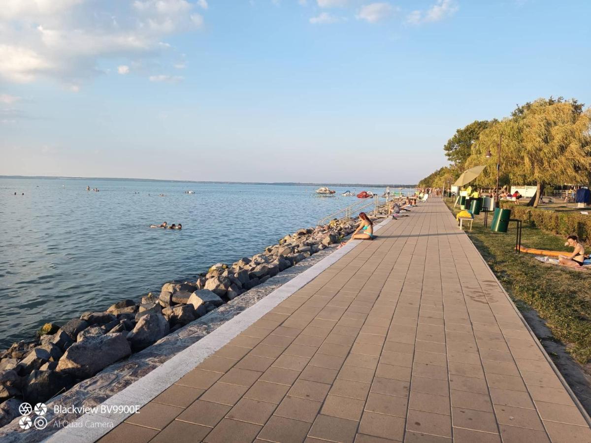 Appartamento Azurro Siófok Esterno foto